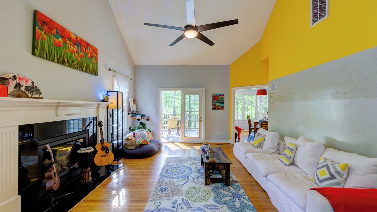 Photo of Livingroom in Durham