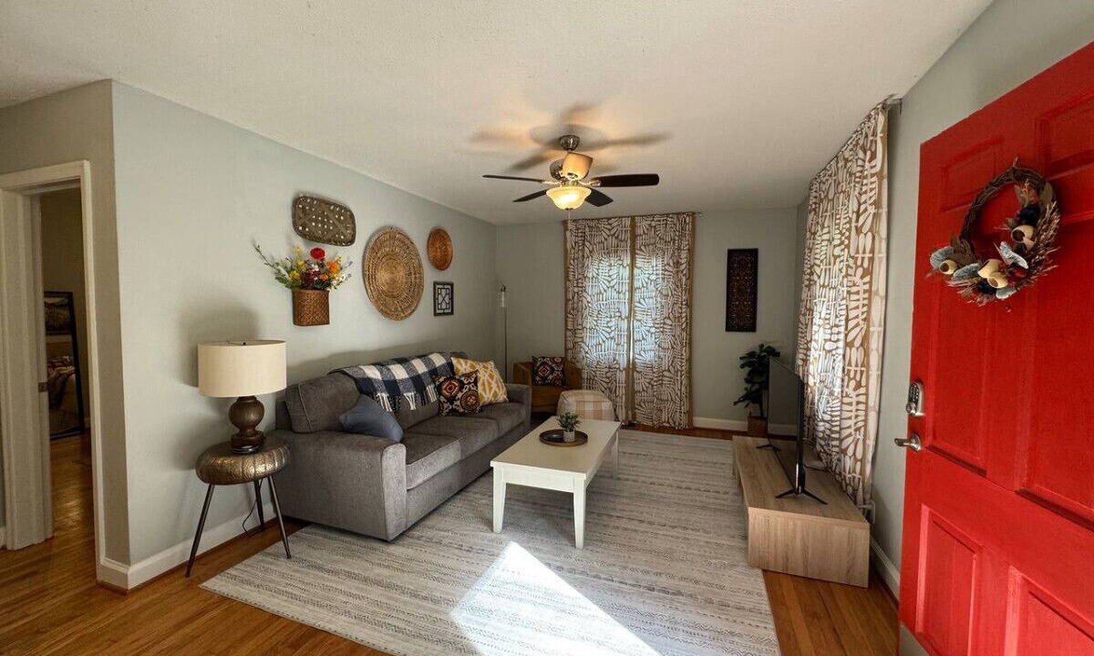 Photo of Livingroom in Greensboro