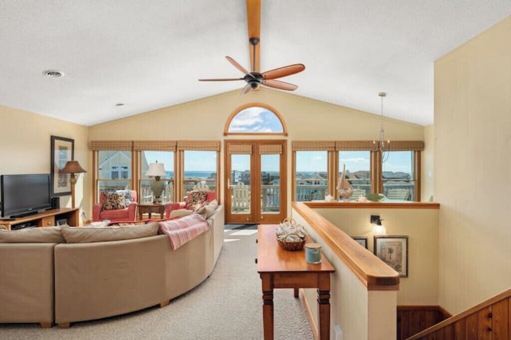 Photo of Livingroom in Carolina Dunes