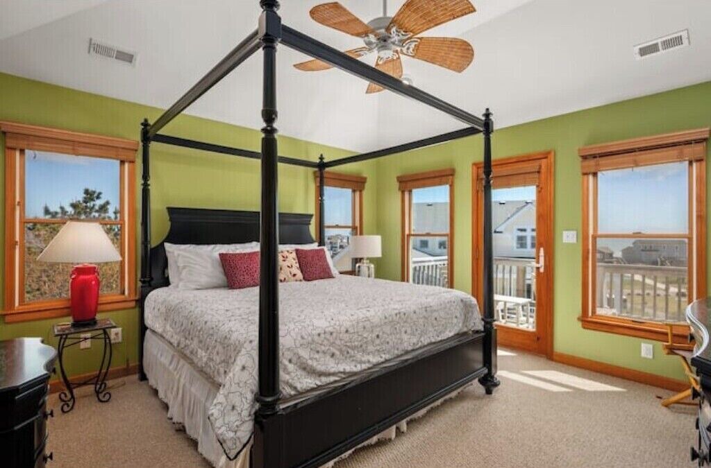 Photo of Bedroom in Carolina Dunes