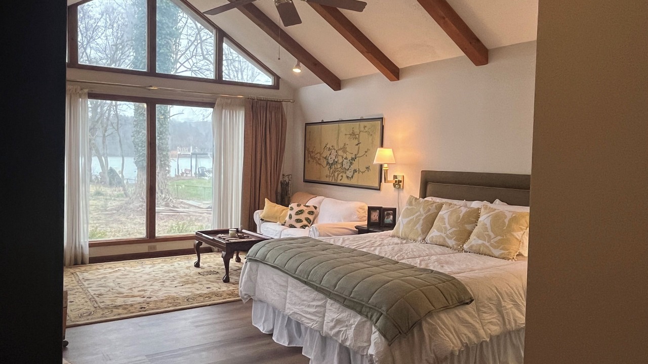Photo of Bedroom in Hickory