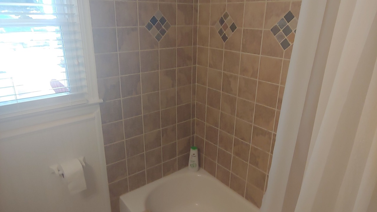 Photo of Bathroom in Royal Pines