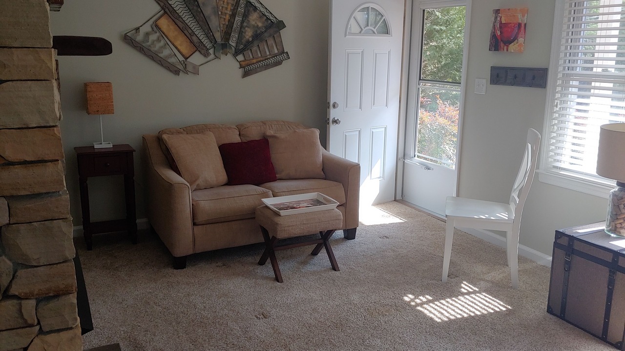 Photo of Livingroom in Royal Pines