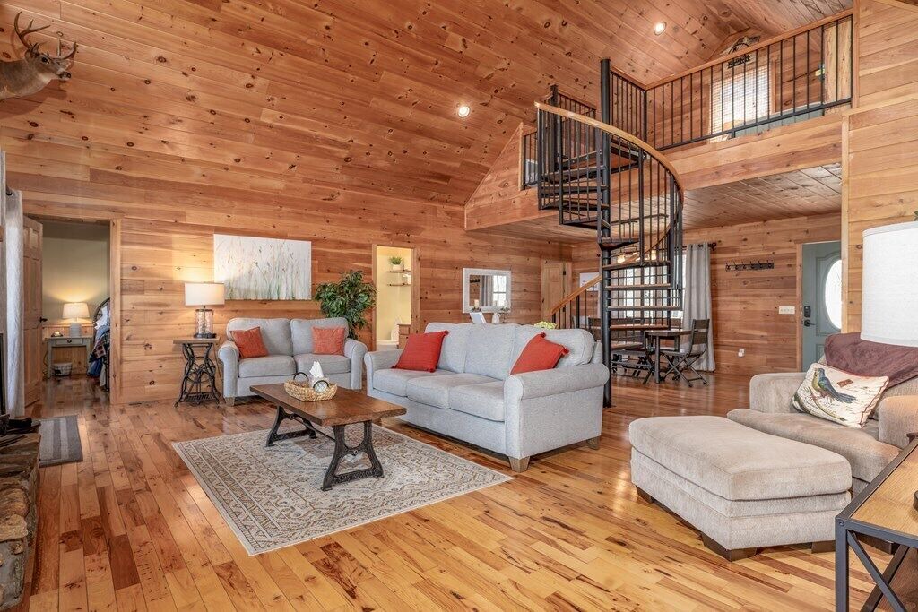 Photo of Bedroom in Bryson City