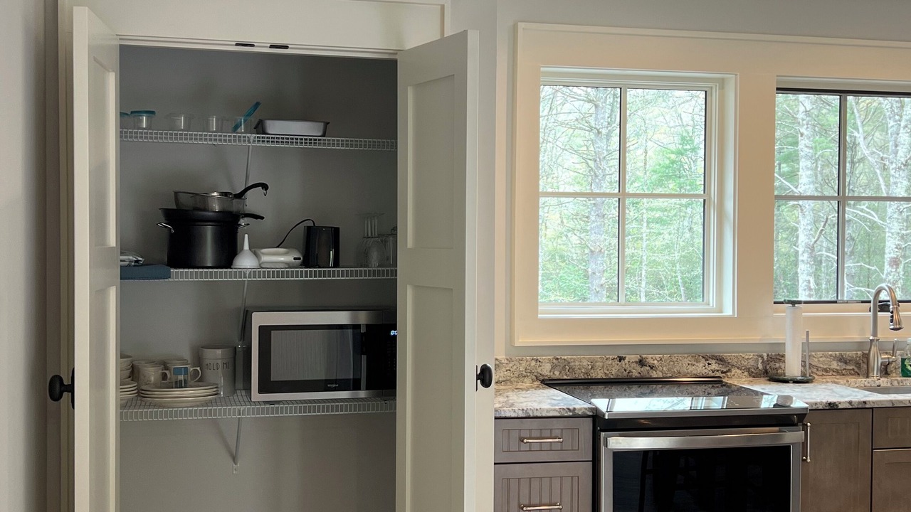Photo of Kitchen in Glenville