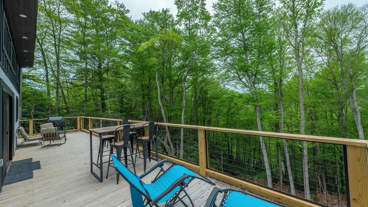 Photo of Patio Balcony in Spruce Pine