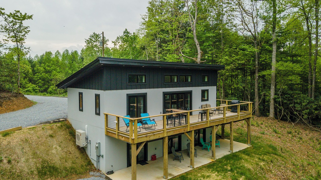 Photo of Outdoor in Spruce Pine