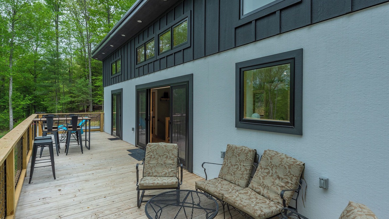 Photo of Patio Balcony in Spruce Pine