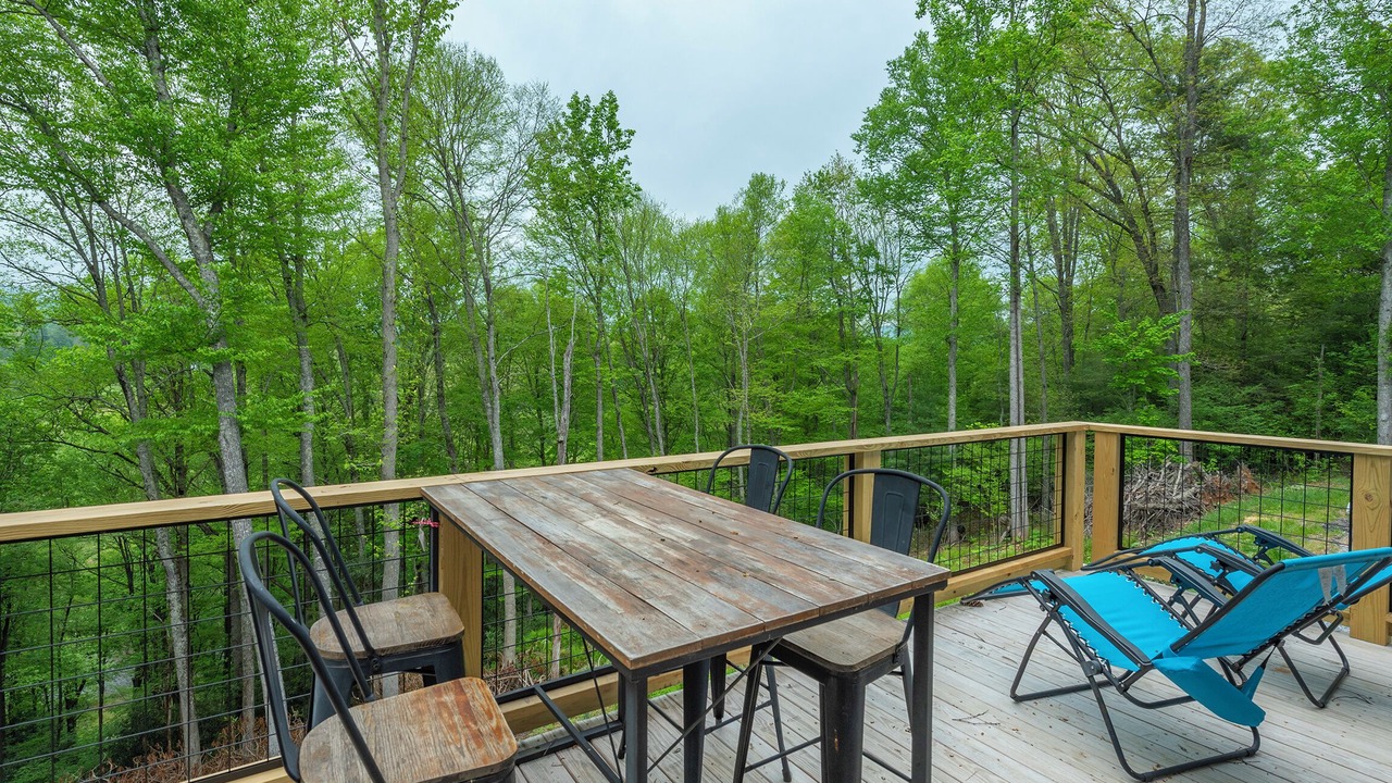 Photo of Patio Balcony in Spruce Pine