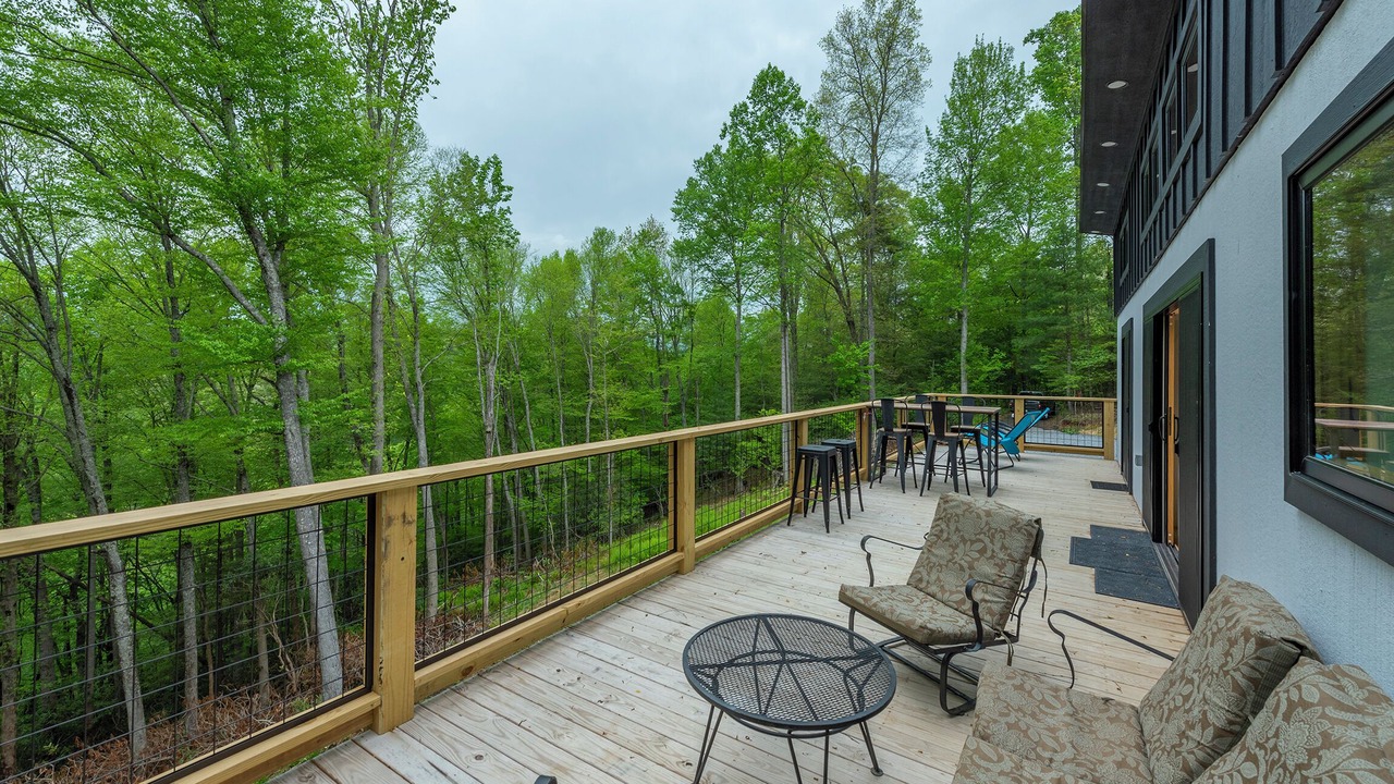 Photo of Patio Balcony in Spruce Pine