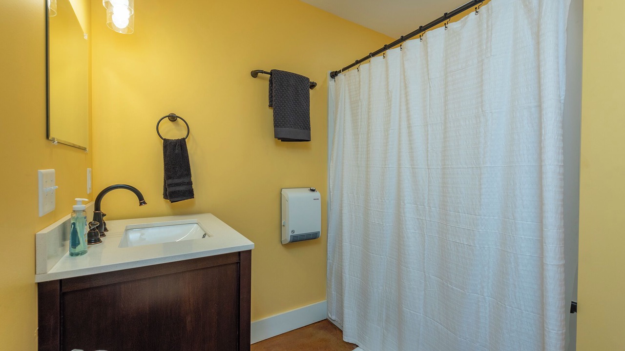 Photo of Bathroom in Spruce Pine