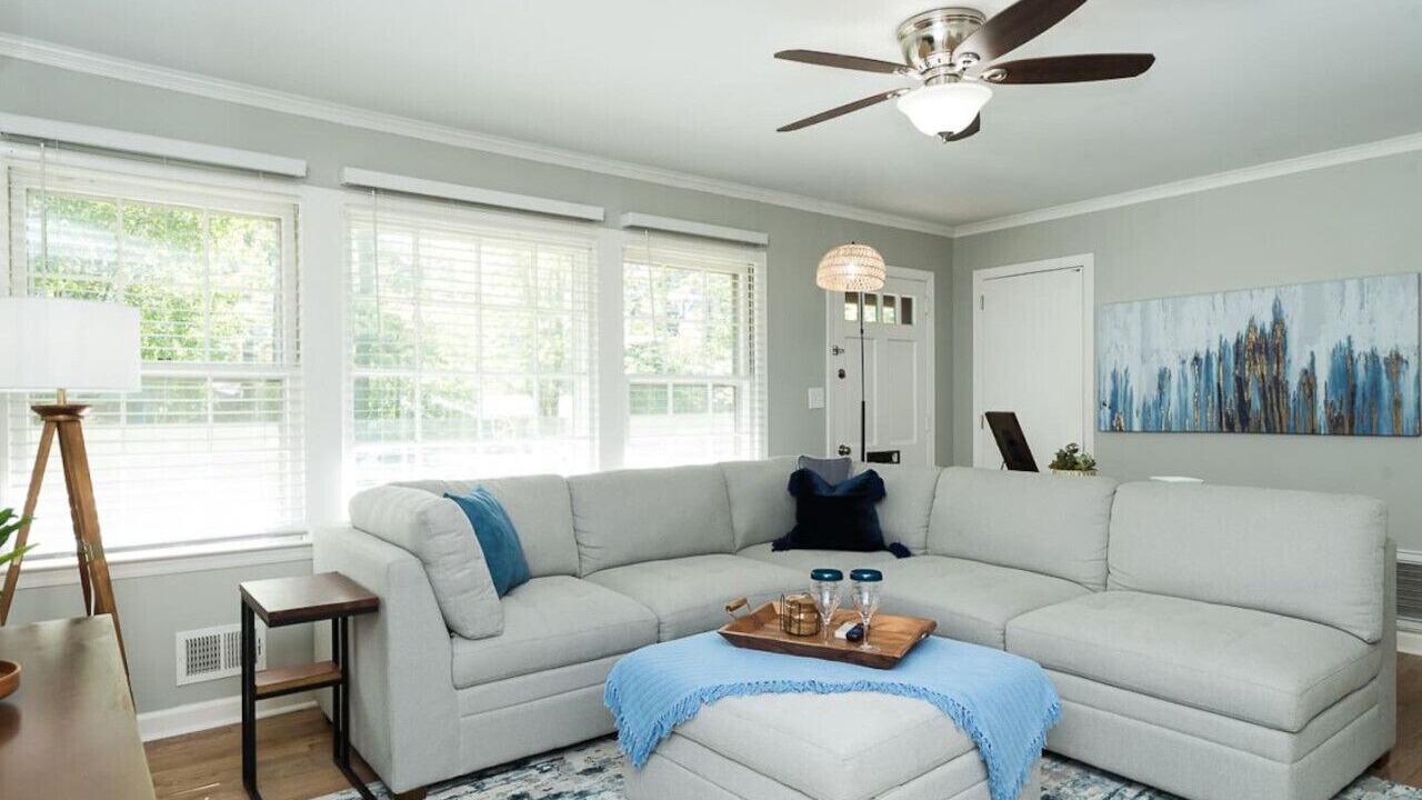 Photo of Livingroom in Cary
