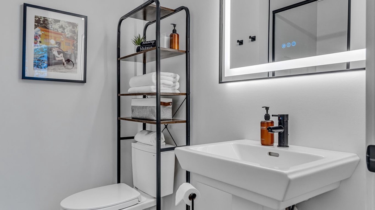 Photo of Bathroom in Katie Hill Neighborhood