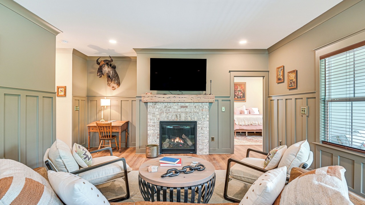 Photo of Livingroom in Belmont Historic District