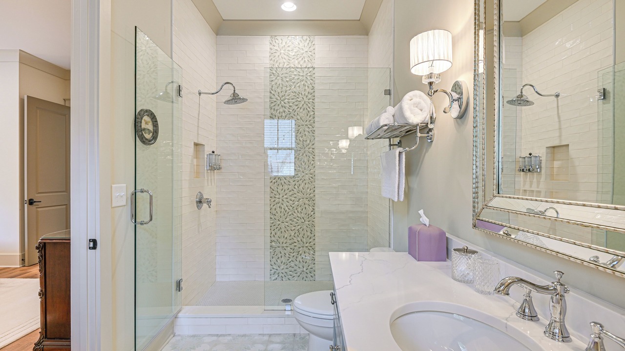Photo of Bathroom in Belmont Historic District
