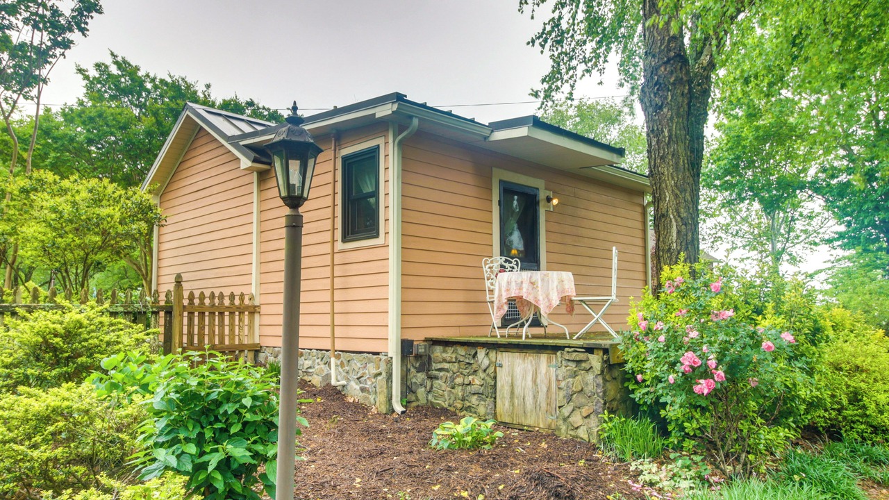 Photo of Outdoor in Vale