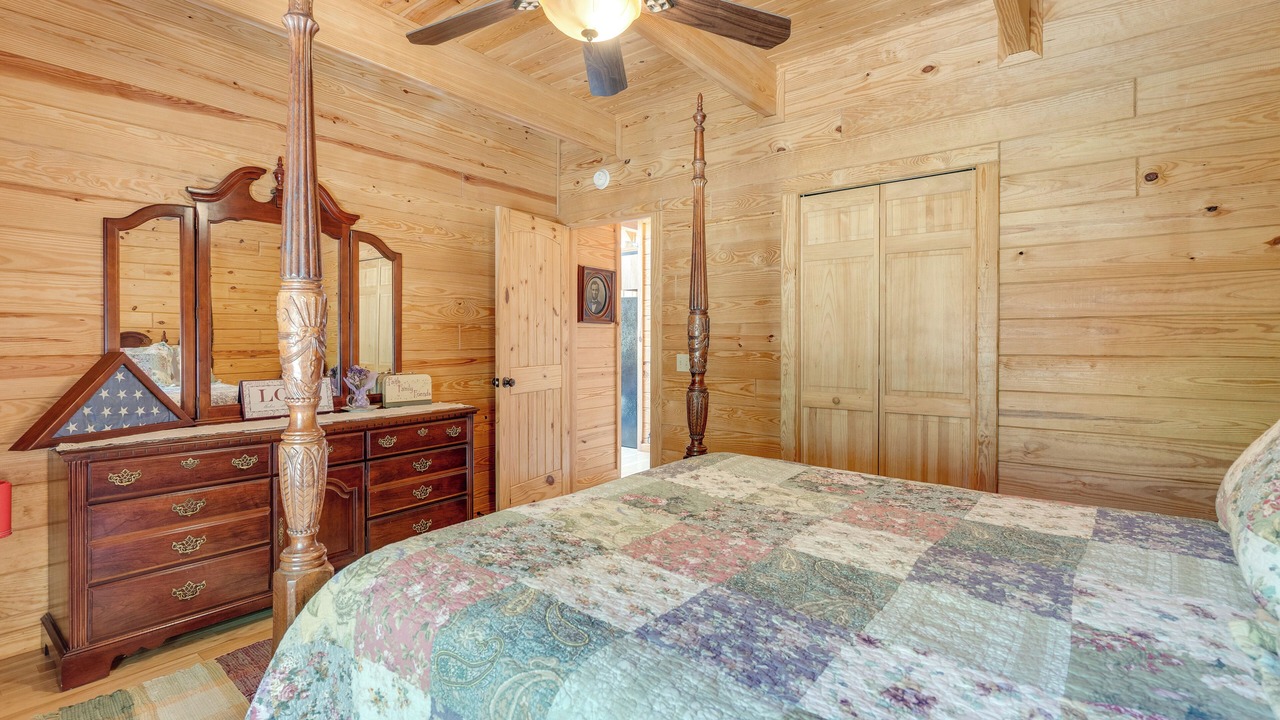Photo of Bedroom in Unaka