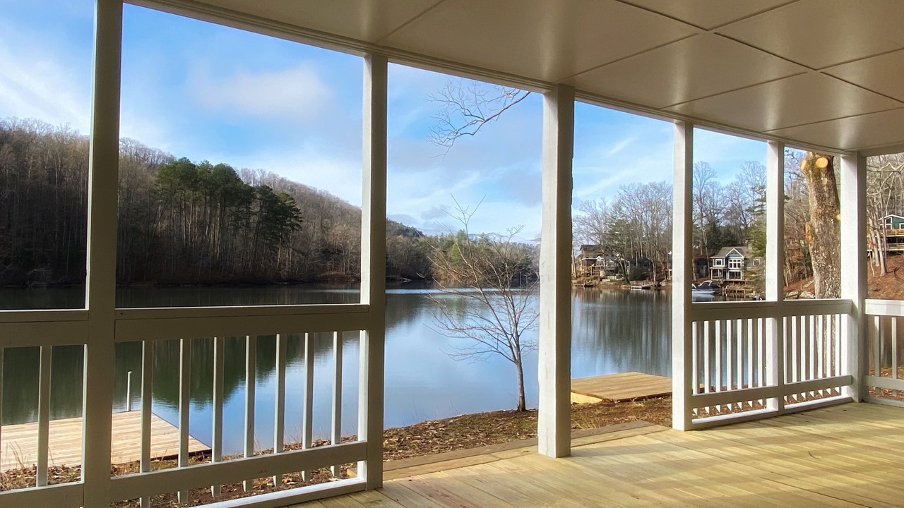 Photo of Patio Balcony in Robbinsville