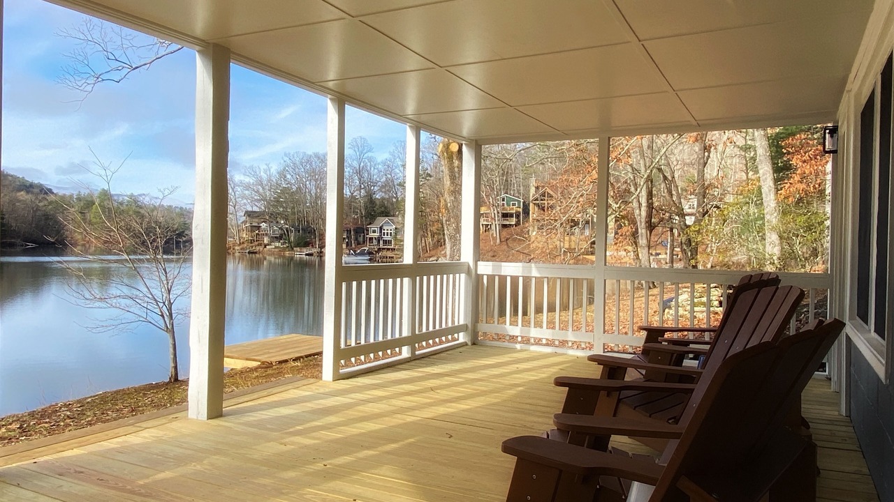 Photo of Patio Balcony in Robbinsville