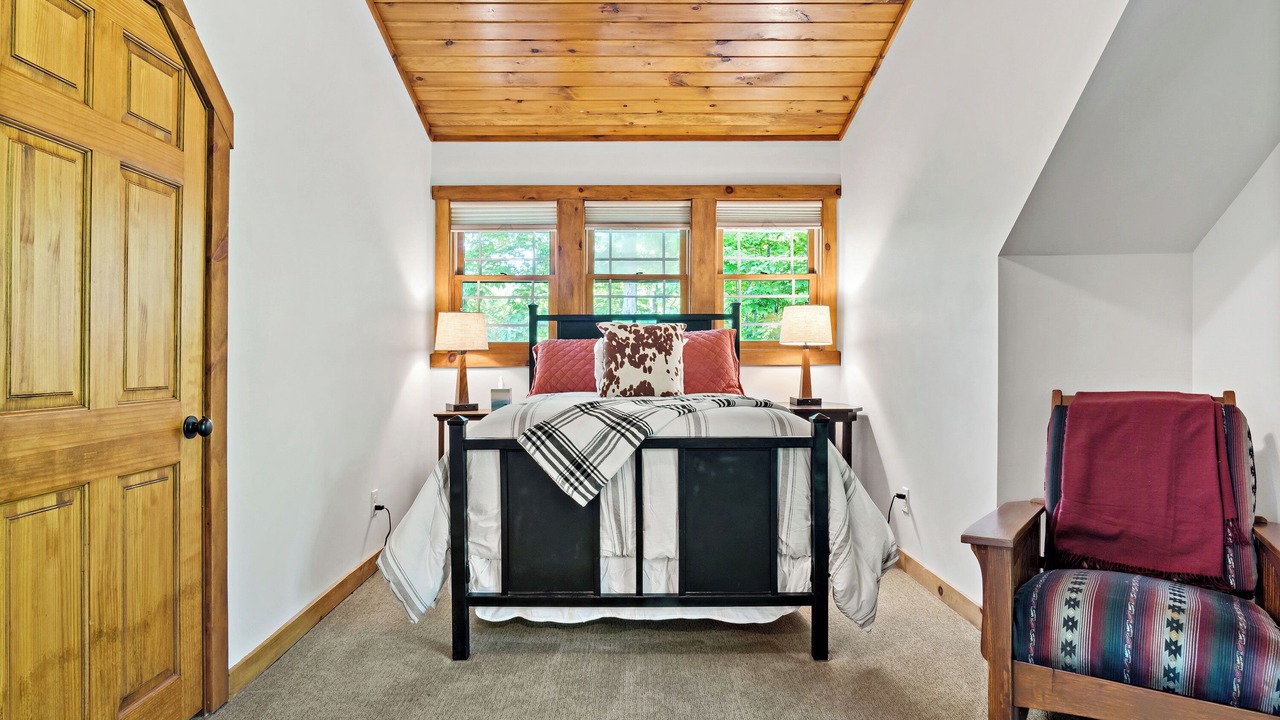 Photo of Bedroom in Vein Mountain