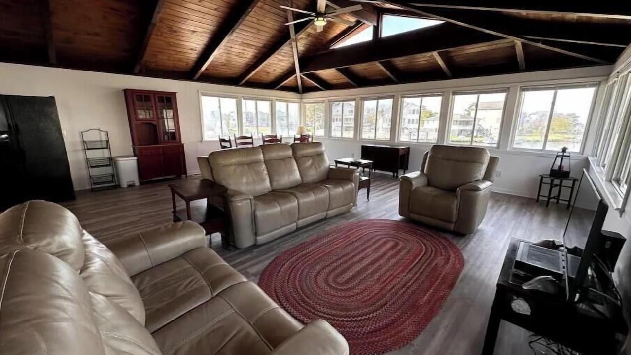 Photo of Livingroom in Colington Harbour