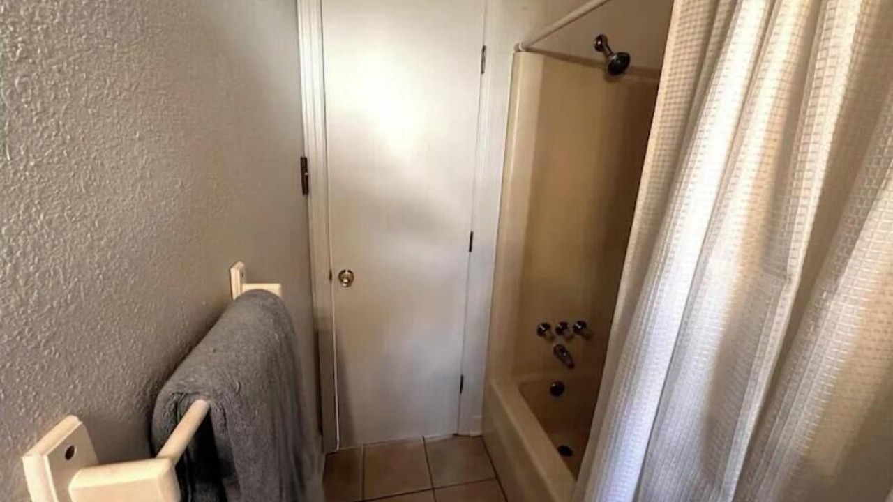 Photo of Bathroom in Colington Harbour