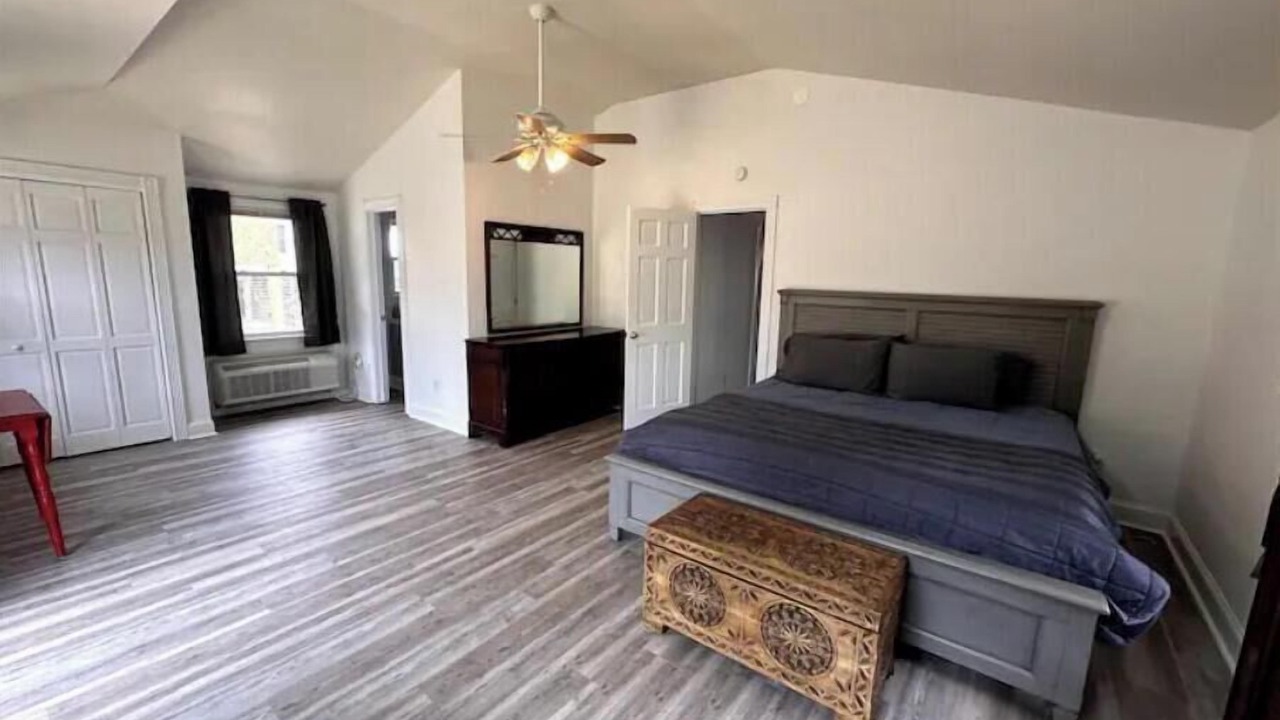 Photo of Bedroom in Colington Harbour