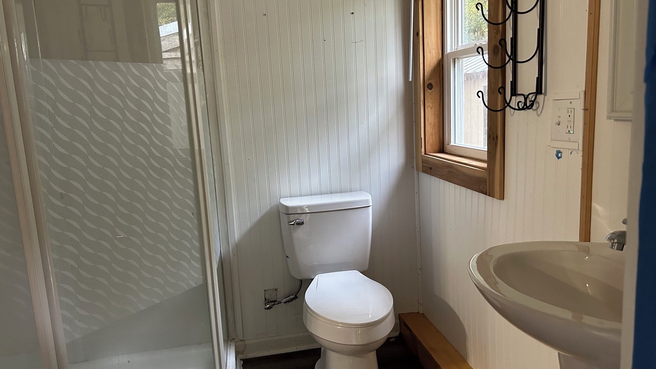 Photo of Bathroom in Mountain City