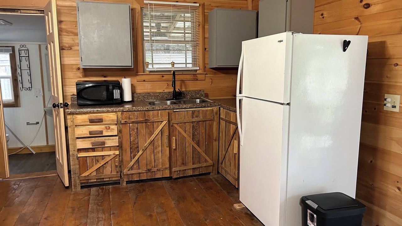 Photo of Kitchen in Mountain City