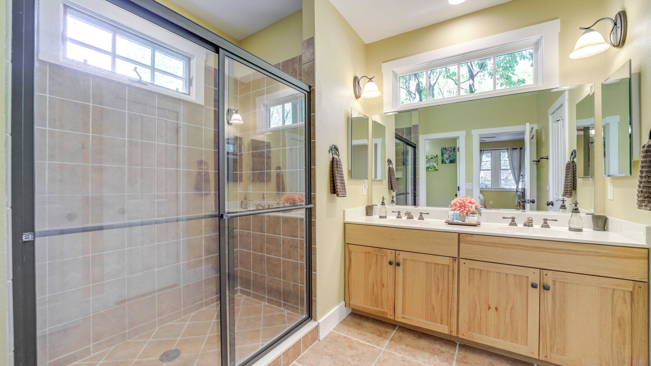 Photo of Bathroom in Bear Lake Reserve