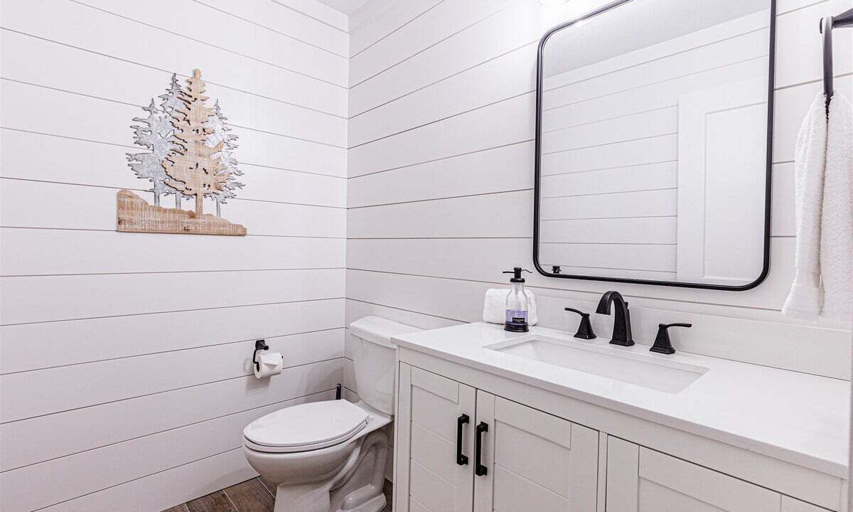 Photo of Bathroom in Bryson City