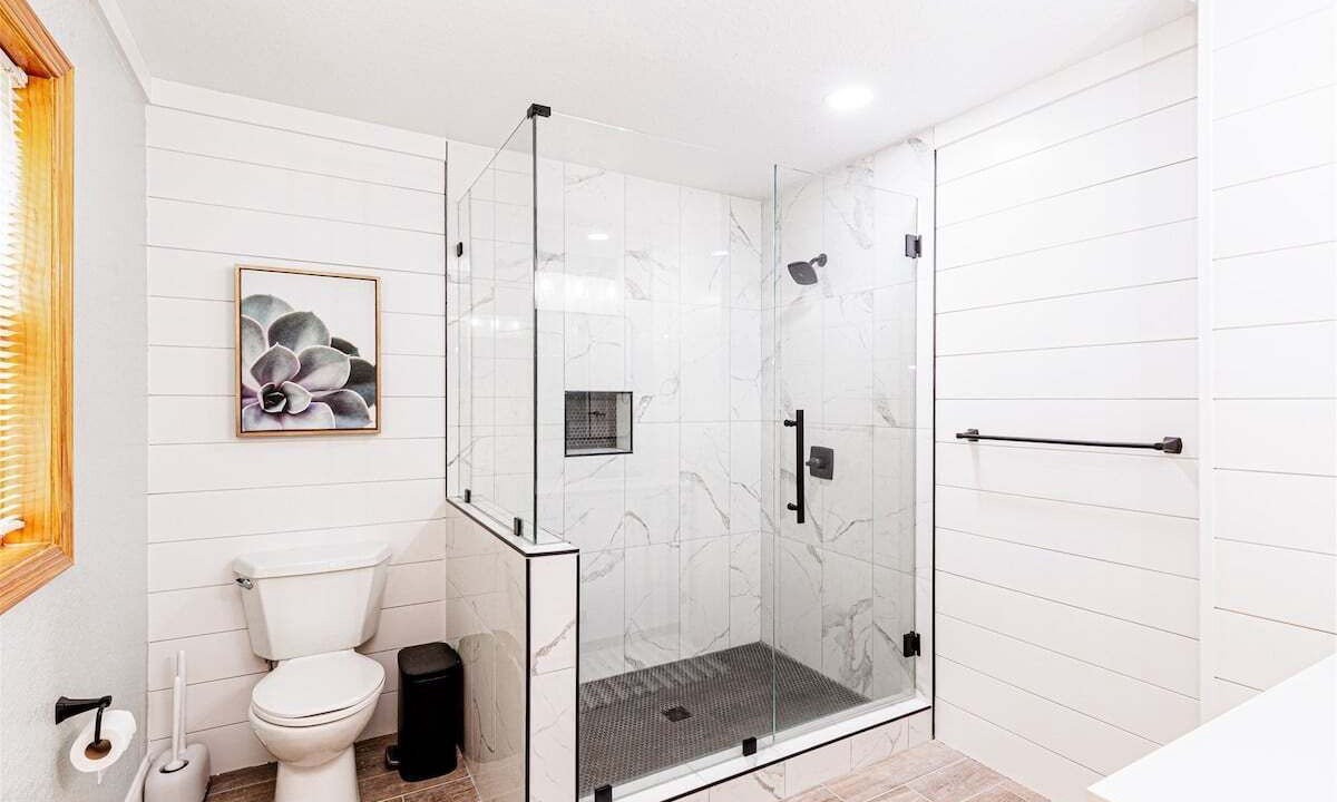 Photo of Bathroom in Bryson City