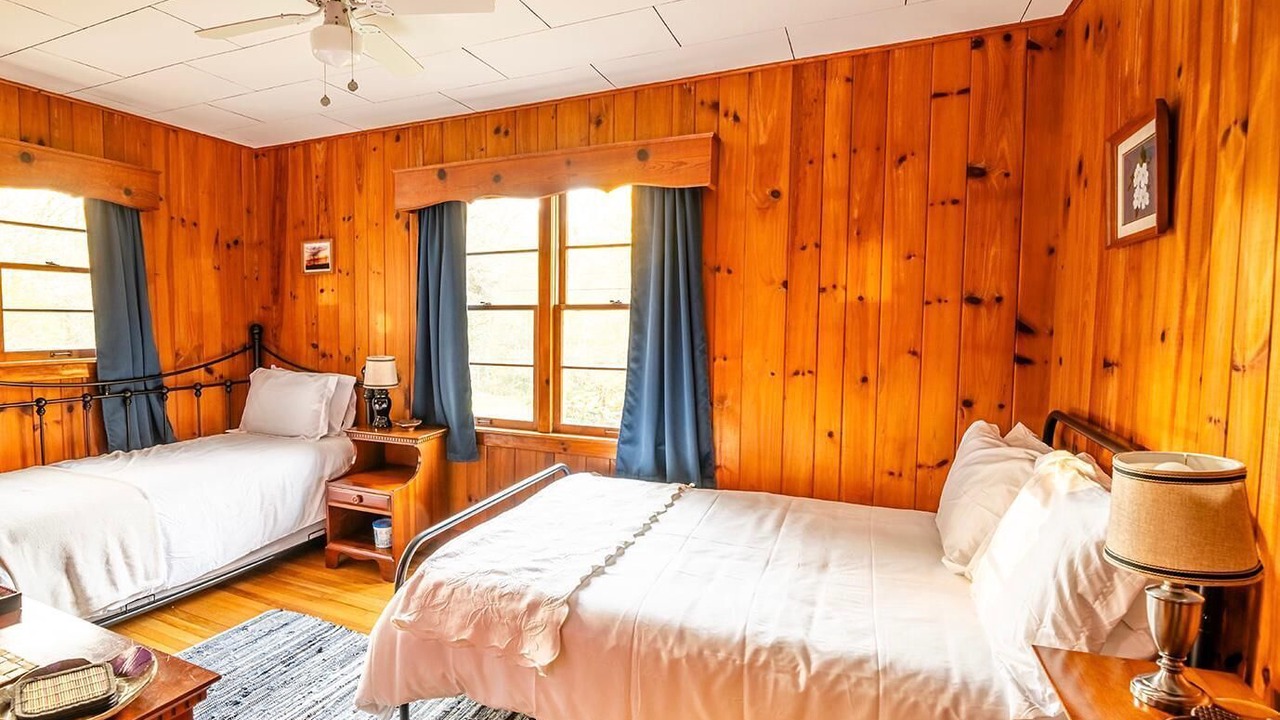 Photo of Bedroom in Highlands Hills