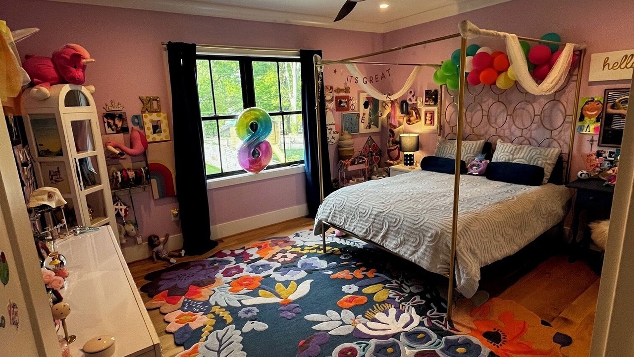 Photo of Bedroom in Villa Heights