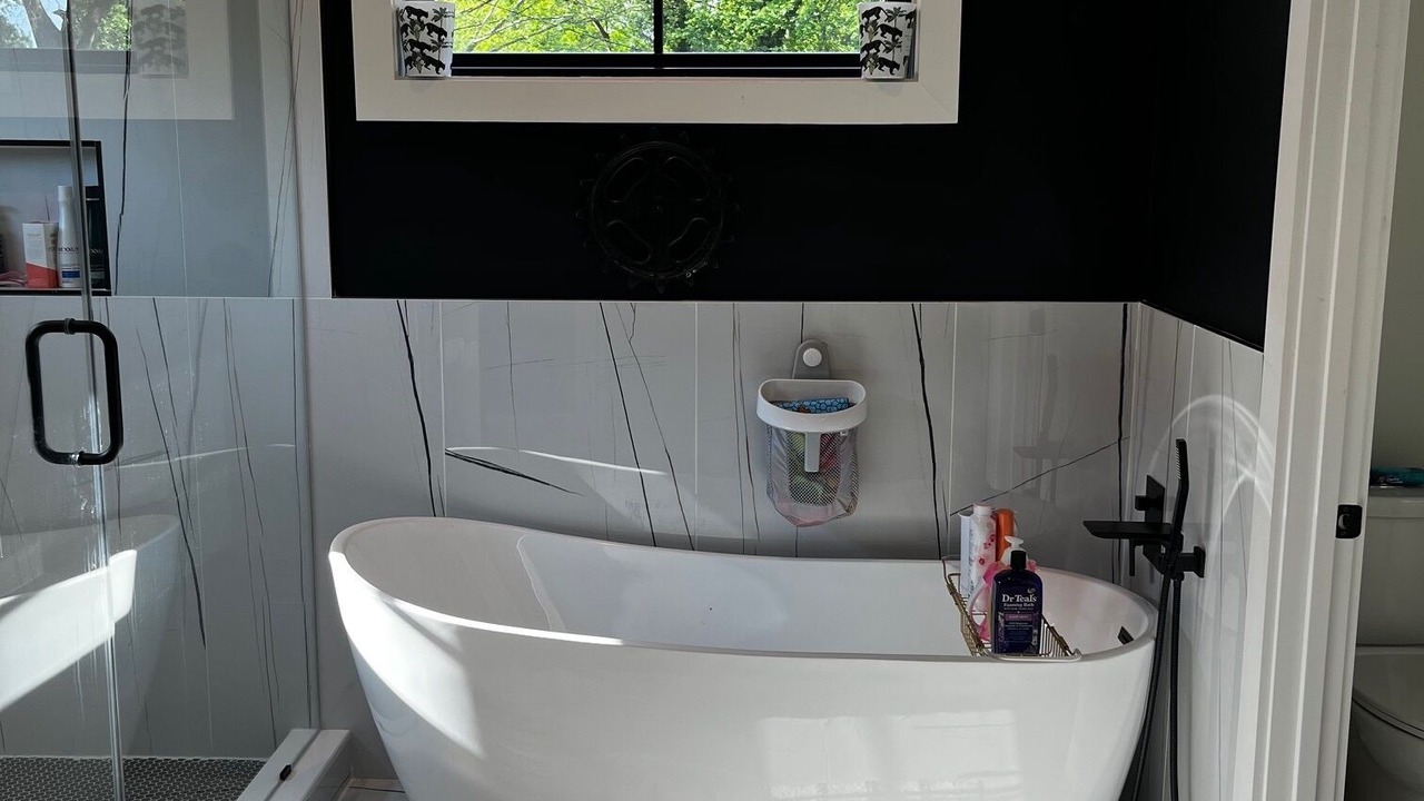 Photo of Bathroom in Villa Heights