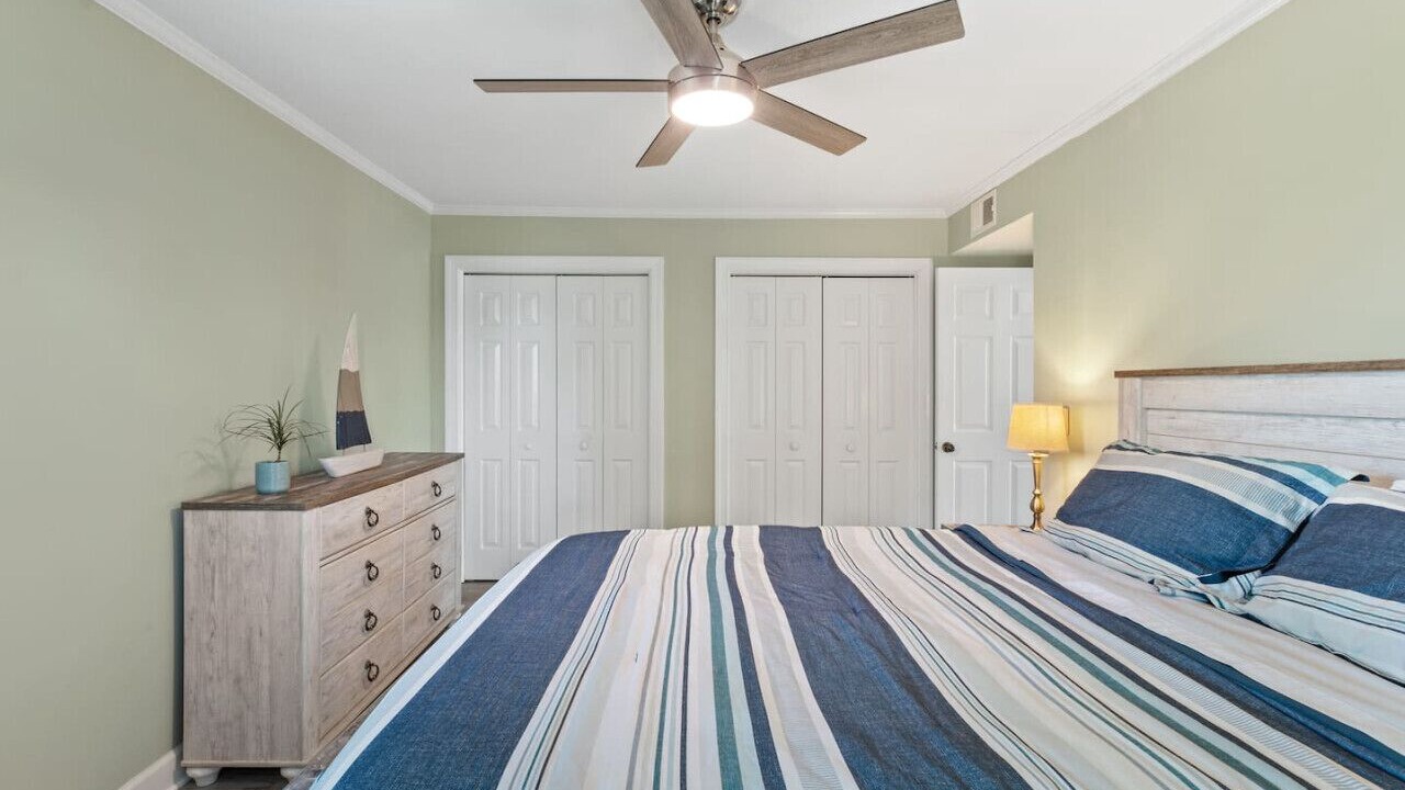 Photo of Bedroom in Elizabeth City