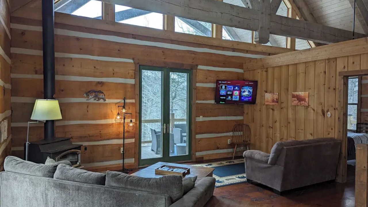 Photo of Livingroom in Waynesville
