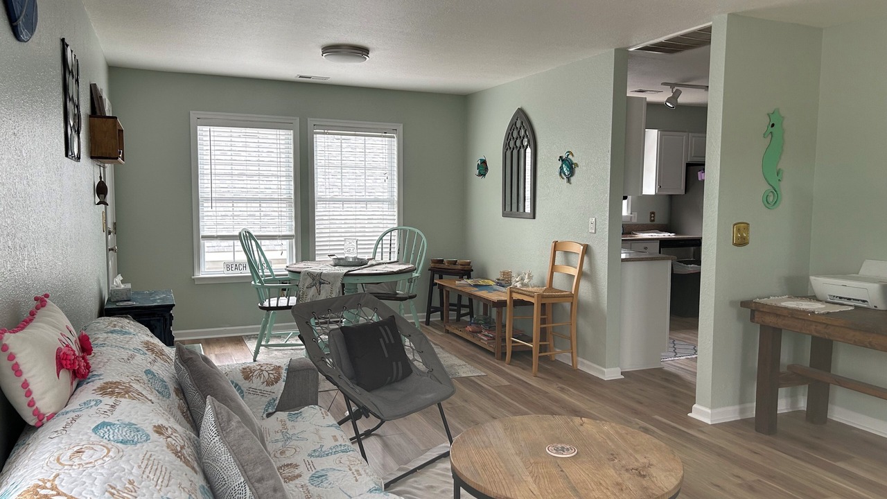 Photo of Livingroom in Colington Harbour