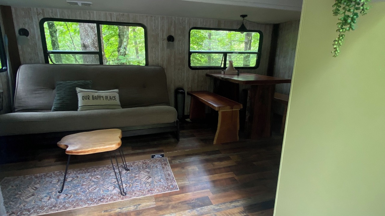 Photo of Livingroom in Deep Gap