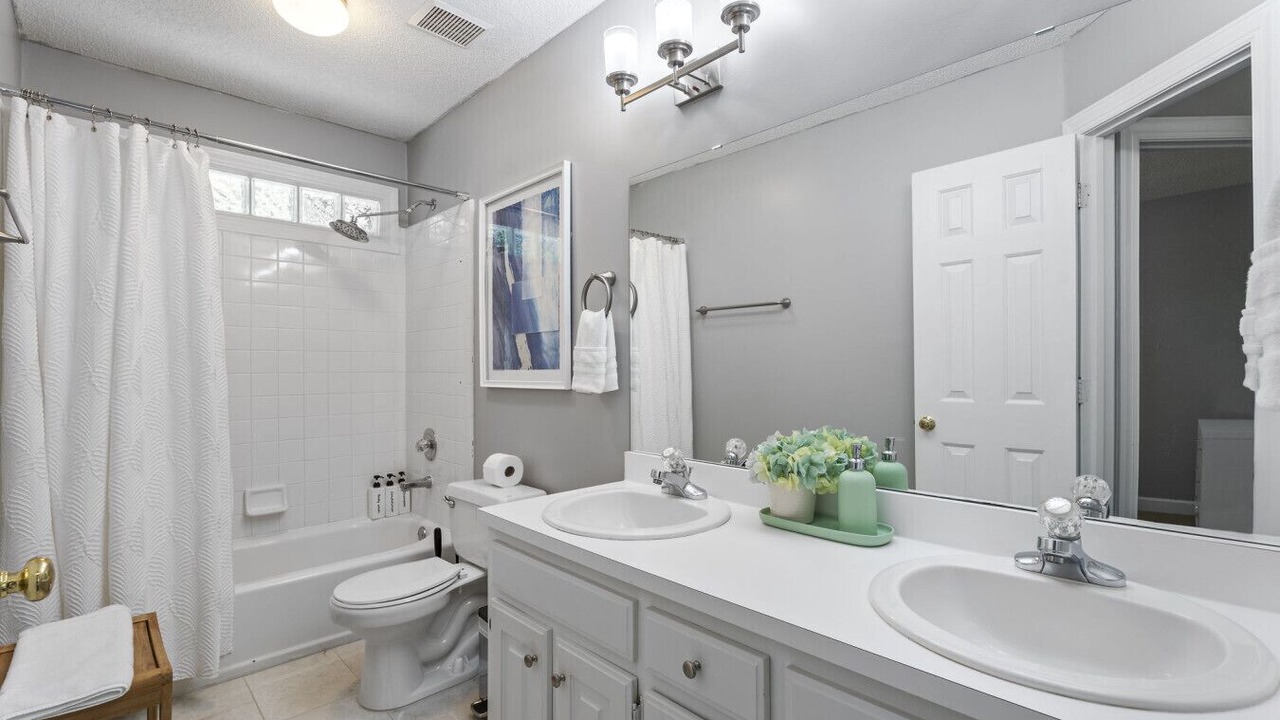 Photo of Bathroom in Northwest Raleigh