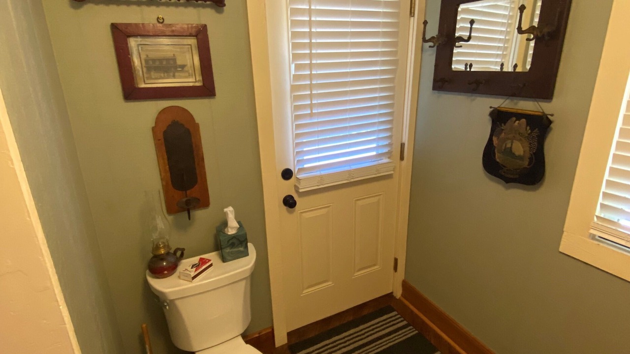 Photo of Bathroom in Unaka
