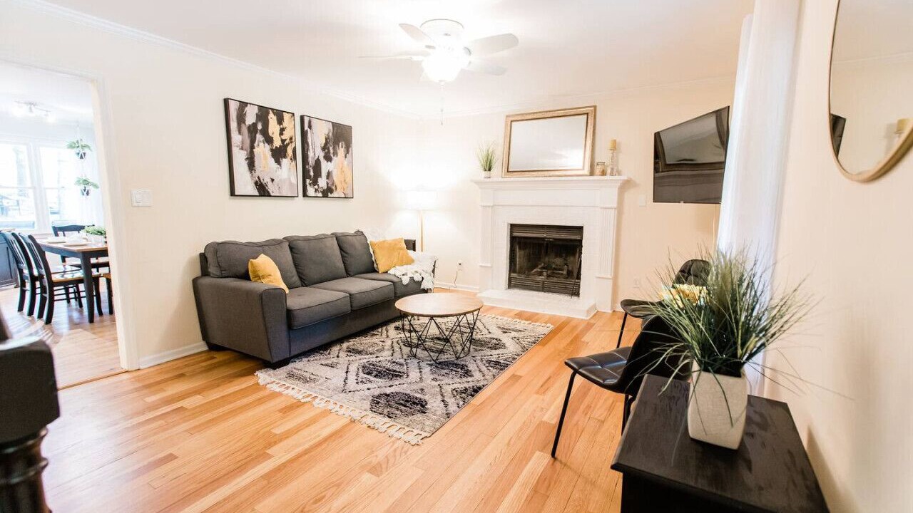Photo of Livingroom in Raleigh
