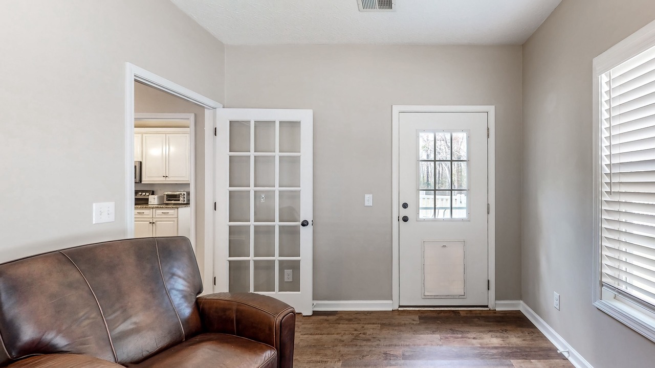 Photo of Livingroom in Calabash