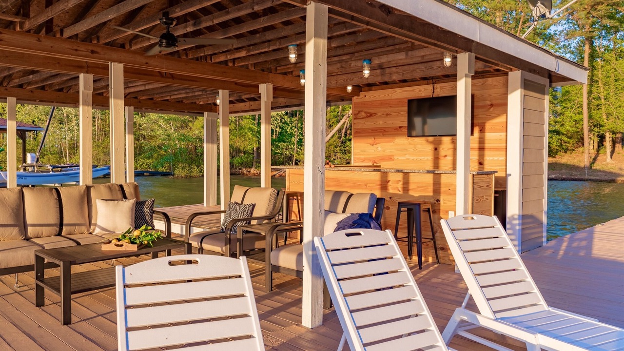 Photo of Patio Balcony in Halifax County