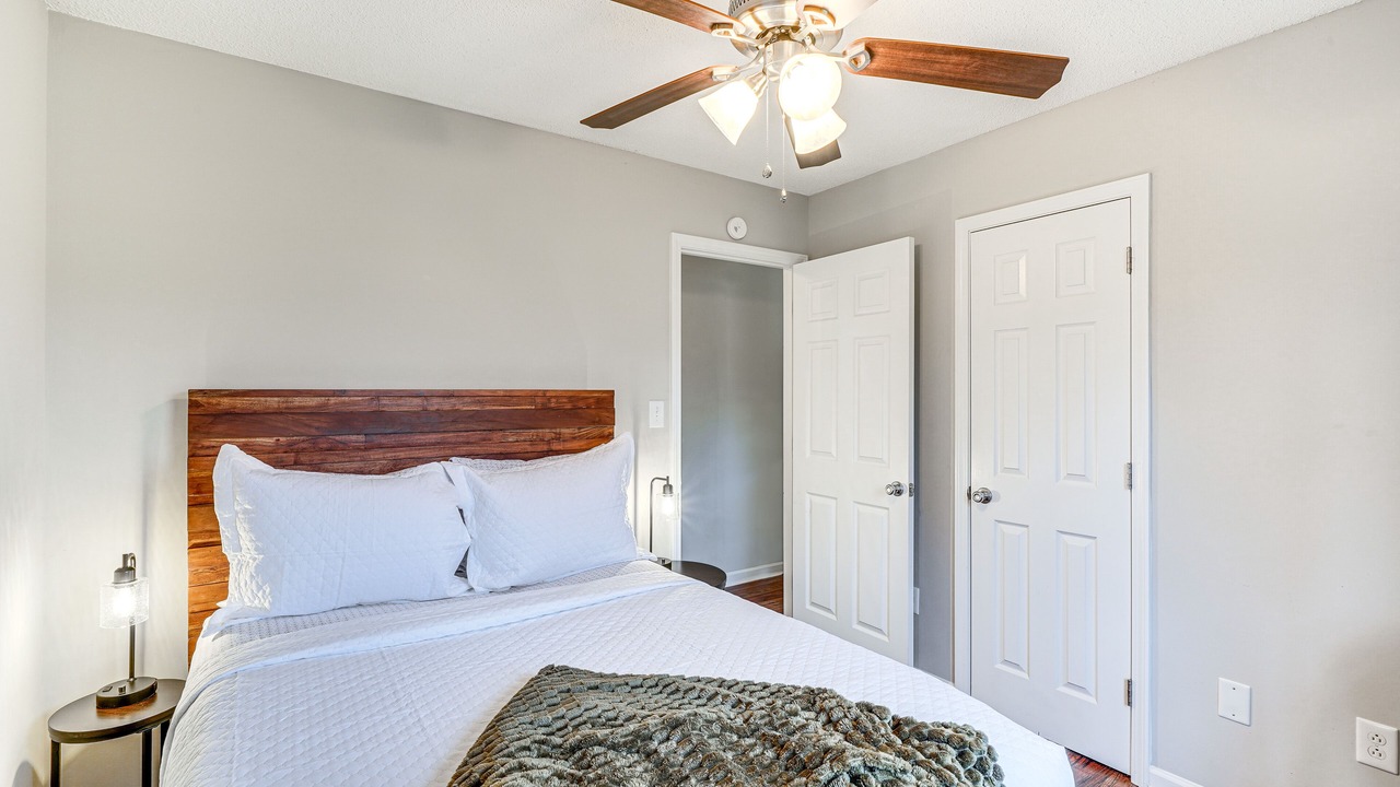 Photo of Bedroom in Mebane