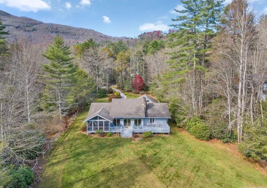 Photo of Outdoor in Lake Toxaway