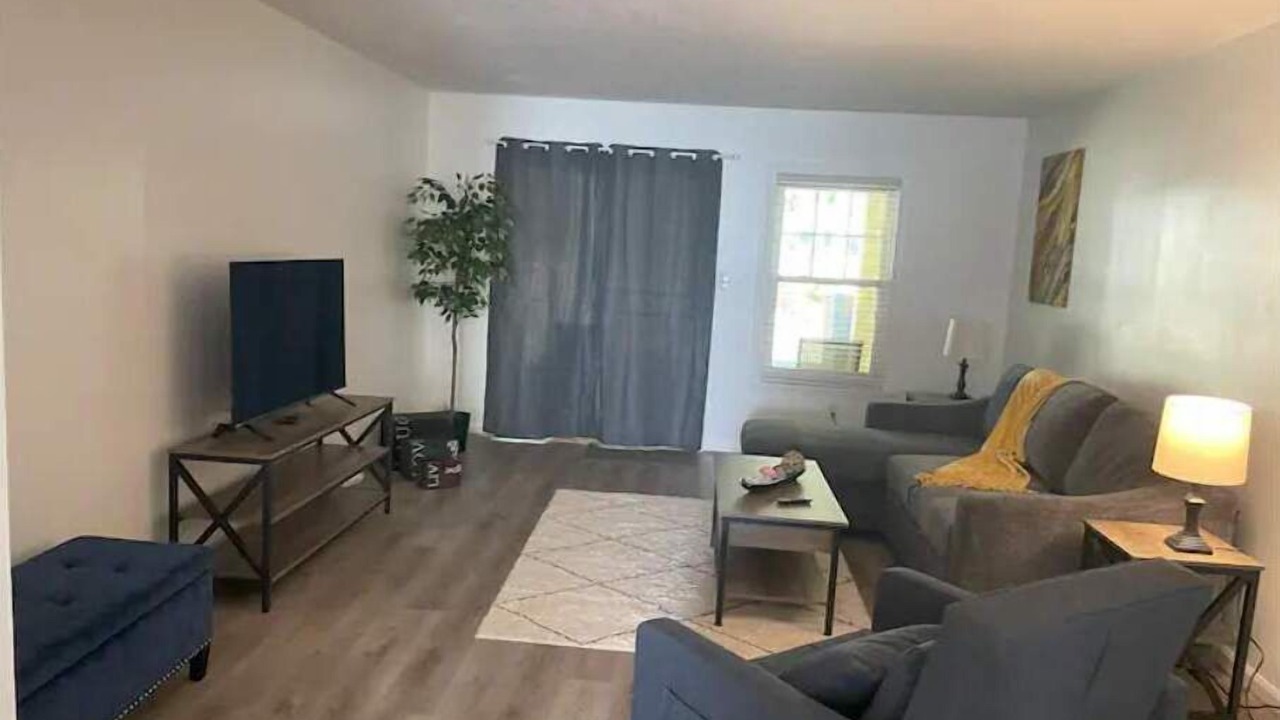 Photo of Livingroom in Chapel Hill