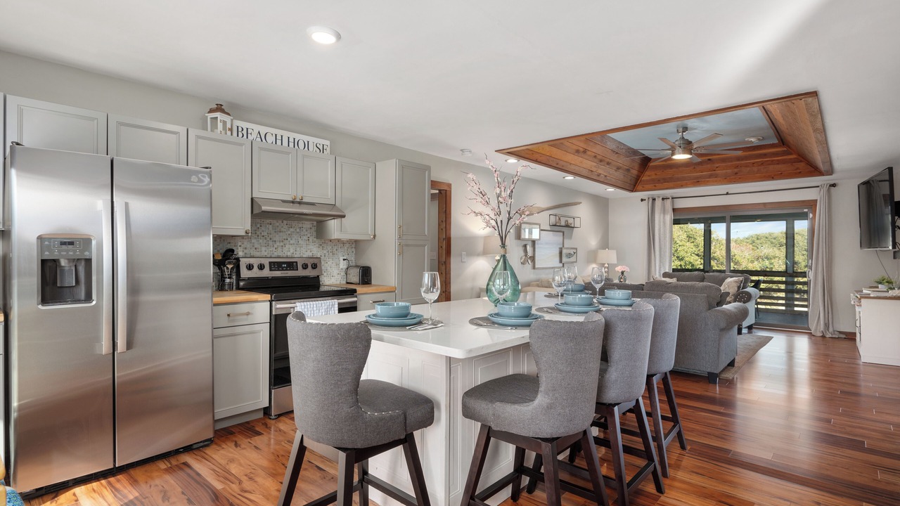 Photo of Kitchen in Sea Scape