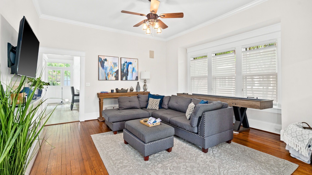 Photo of Livingroom in Greensboro