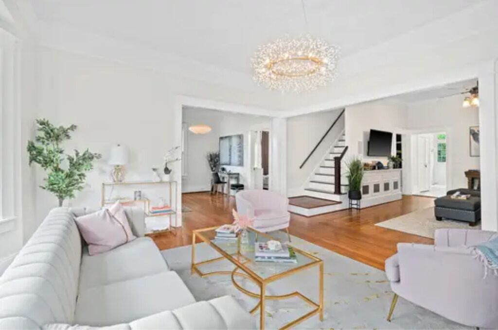 Photo of Livingroom in Greensboro